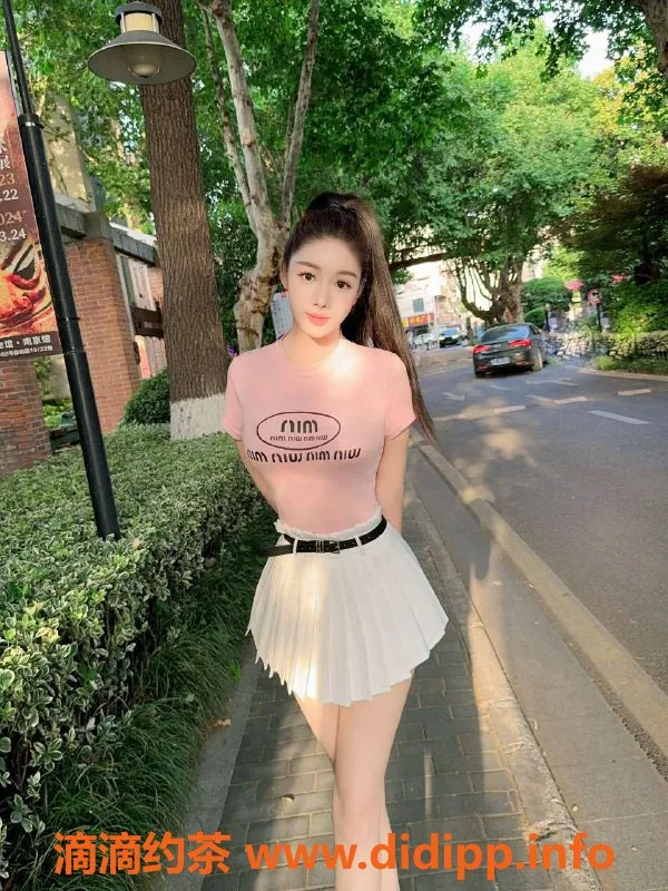 南京楼凤-建邺区苏欣，171身高D杯，18p起服务