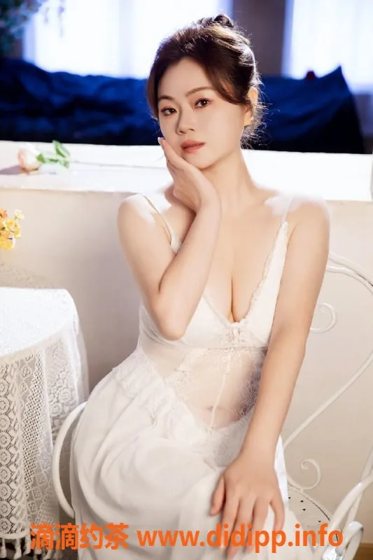 北京楼凤-朝阳贝贝30岁，163cm，108斤，优质服务600/P