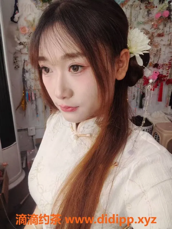 郑州楼凤资源信息,金水区小晚禾，20岁迷人陪玩，只需8元起