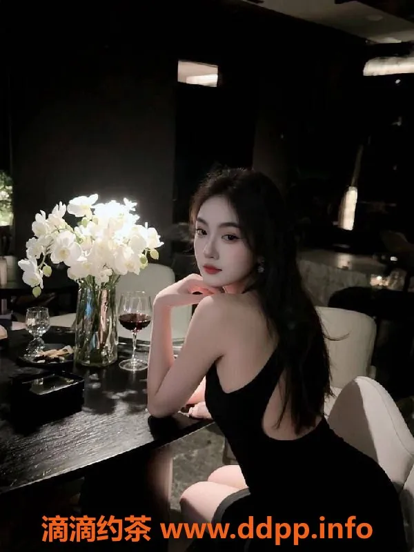 成都楼凤-成华区千羽，颜值与态度兼具的御姐车