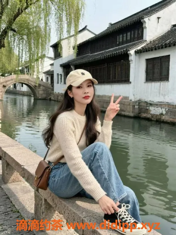 北京楼凤-朝阳小红桃，服务好，玩得开！