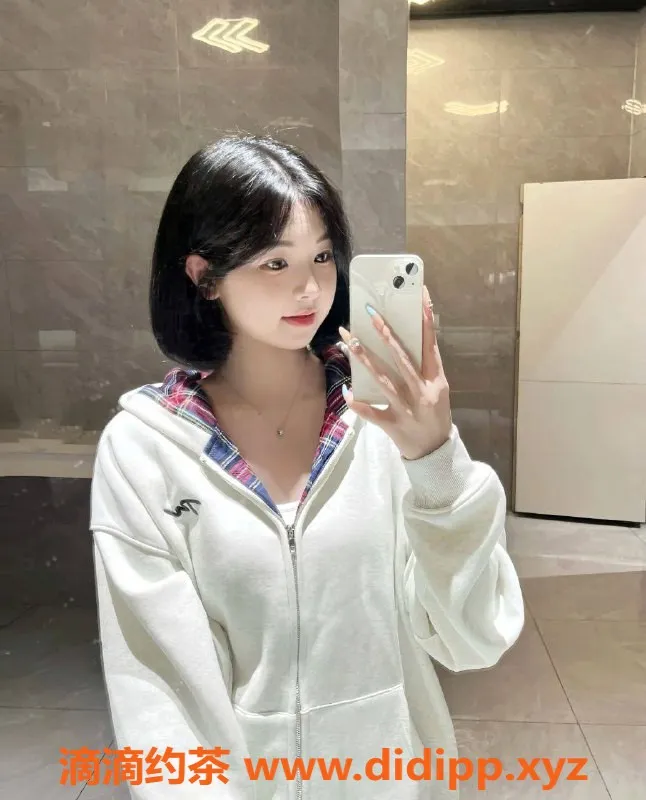 北京楼凤资源信息,燕郊姐妹花“宝宝”和“贝贝”亲密互动