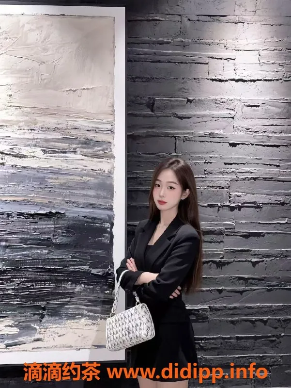 广州楼凤资源信息,越秀可乐，课费700p，1400pp可外出