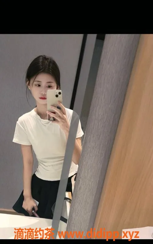 东莞楼凤资源信息,常平小萝莉，服务超值只需600