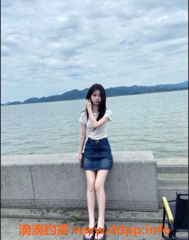 东莞楼凤-常平小萝莉，服务超值只需600