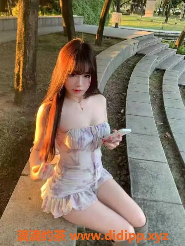 广州楼凤-海珠莉莉23岁，167身高，400起服务