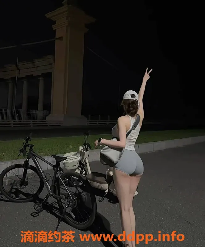 潍坊楼凤-潍坊奎文桃子，自媒体博主，身高168