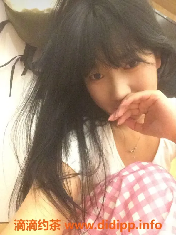 成都楼凤-韩国城嫩妹rio，21岁，160cm，服务优质，600元/50分钟