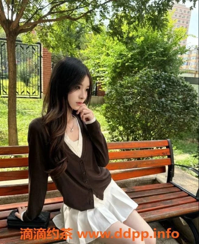 赣州楼凤-章贡嫩妹情儿，169cm，乳量巨大，服务全开