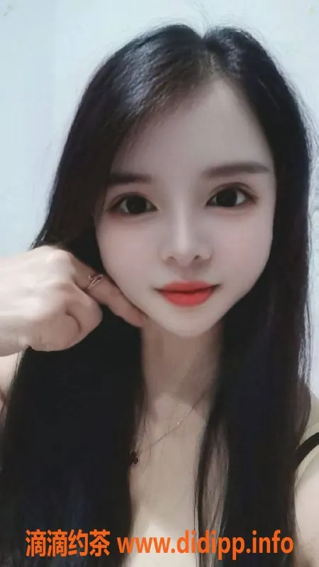 深圳楼凤资源信息,龙岗优优：26岁 160cm 50kg 36B服务一流