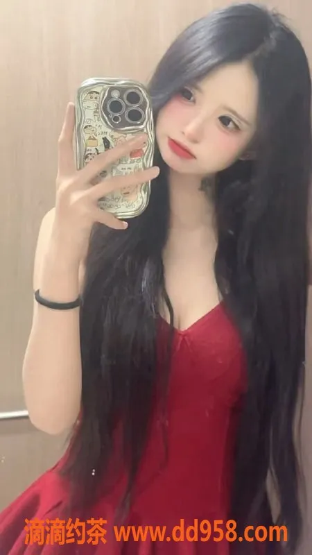 杭州楼凤-上城区小野，19岁白皙美女，165身高90体重