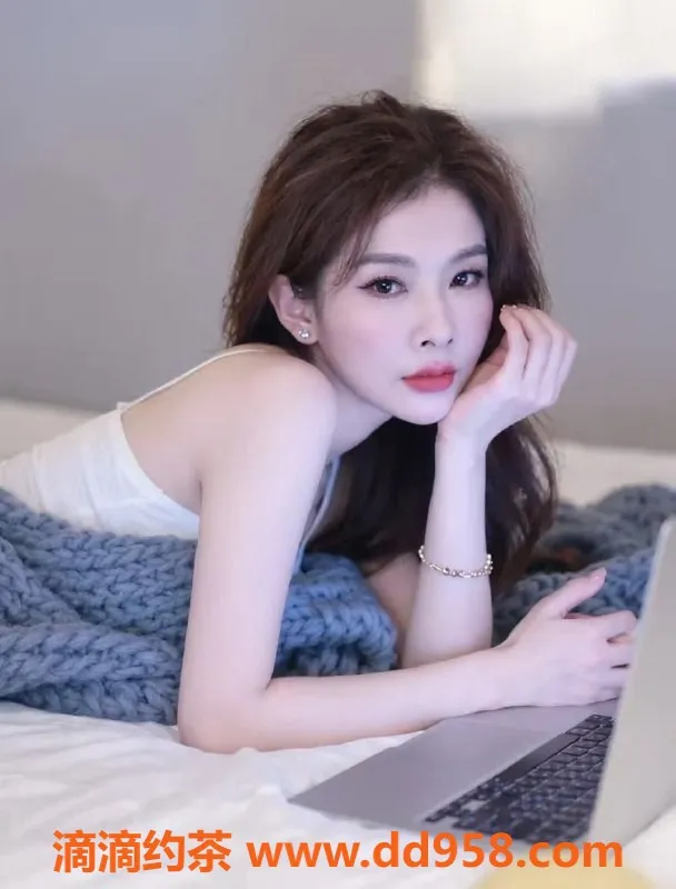 北京楼凤-朝阳小红桃，166身高，98斤，600元起激情服务