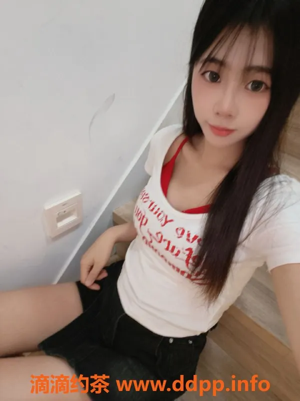 东莞楼凤-东城婵婵，160cm 22岁 只需700元体验服务