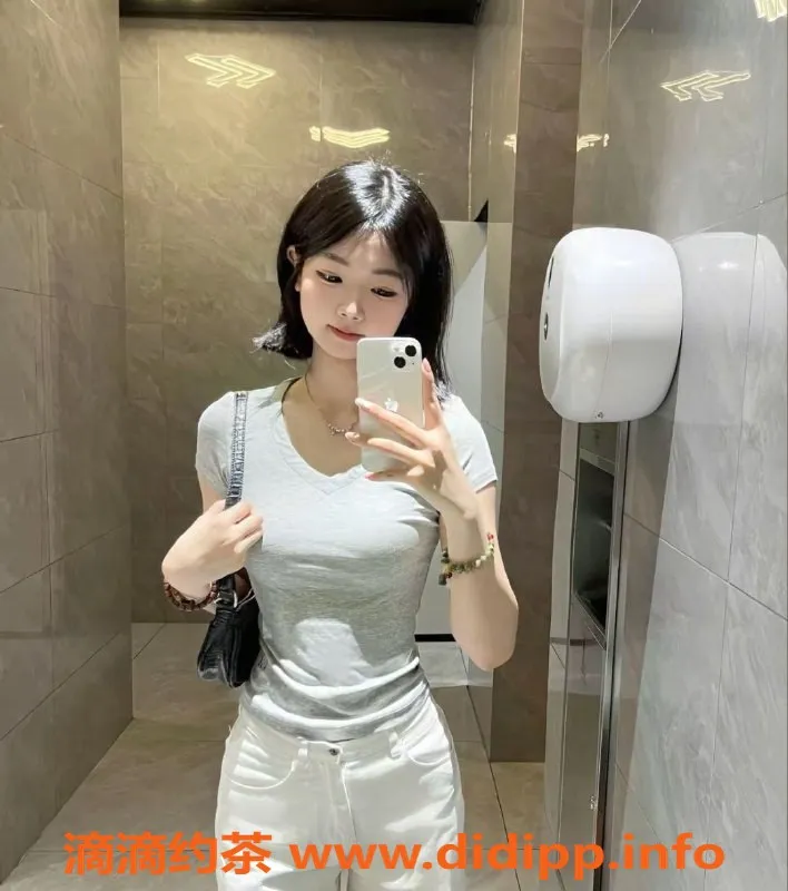 广州楼凤资源信息,广州白云嫩妹欢欢，20岁165cm，仅需500起