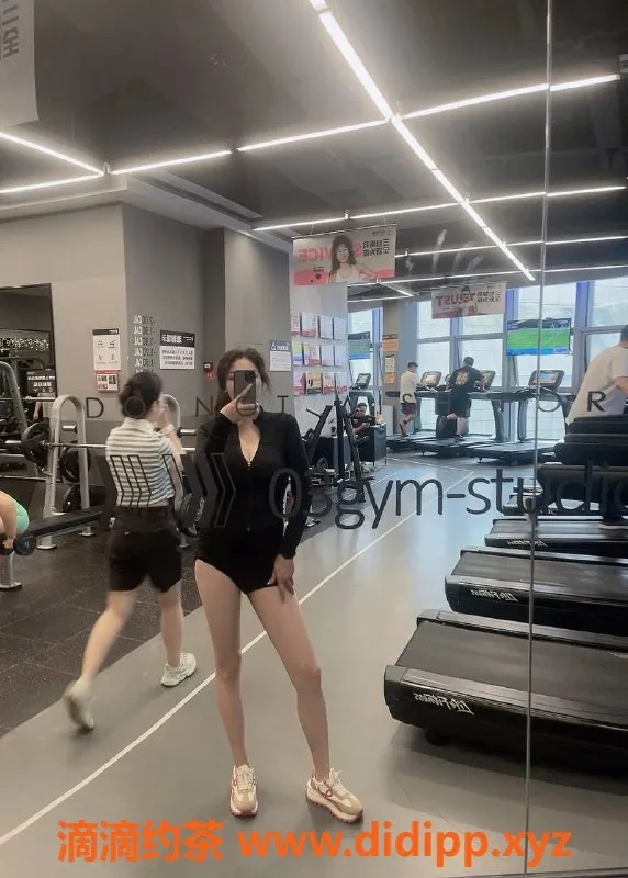 深圳楼凤资源信息,深圳夏天，700元享受激情服务