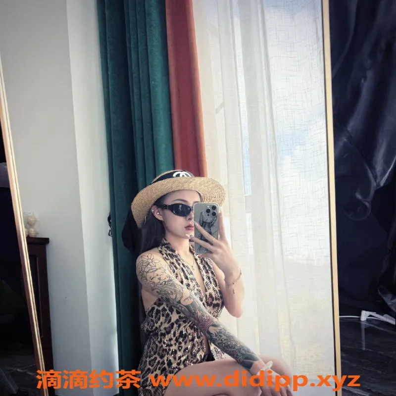 杭州楼凤-上城区艾琳：800元陪浴、调情服务