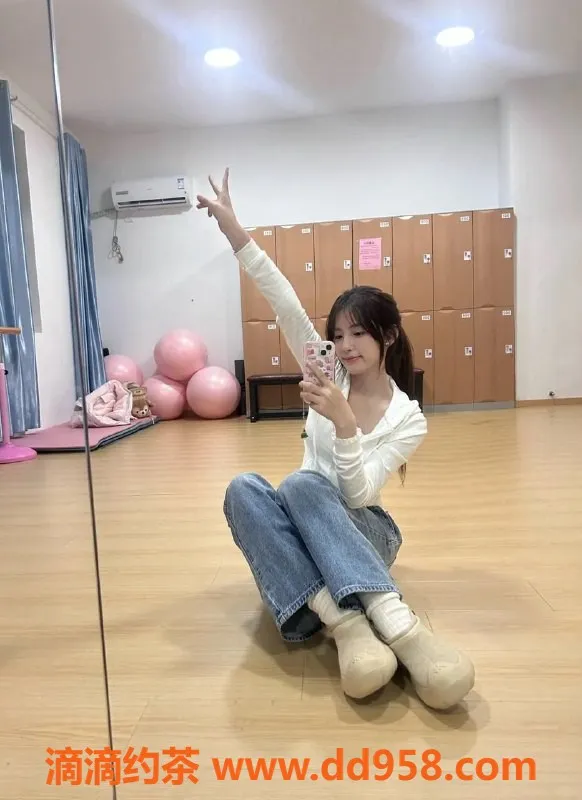 杭州楼凤资源信息,小米周同学164cm在校舞蹈生，价格1600起