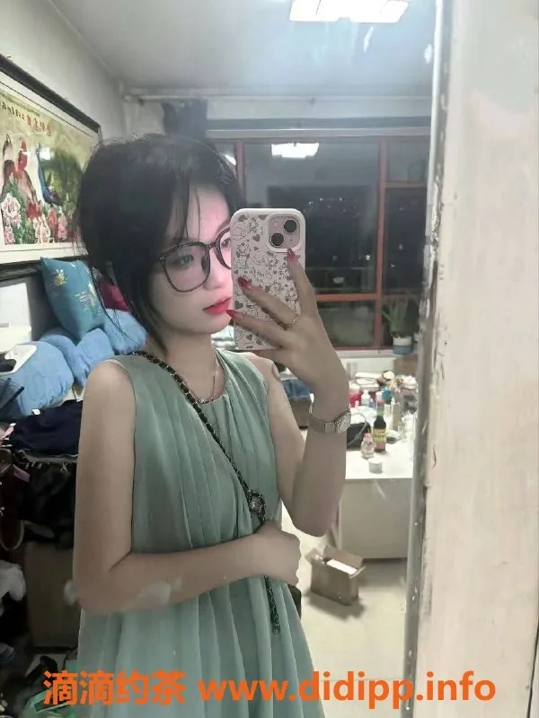 北京楼凤-可爱幼幼酱，朝阳18岁清纯甜心