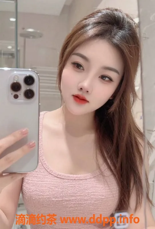 成都楼凤-高新区少妇樱桃，大奶服务6全仅需4.5
