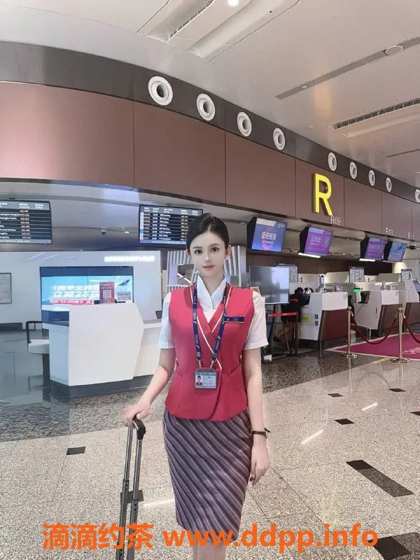 北京楼凤-朝阳空姐“哪吒”，白皙皮肤，超值体验