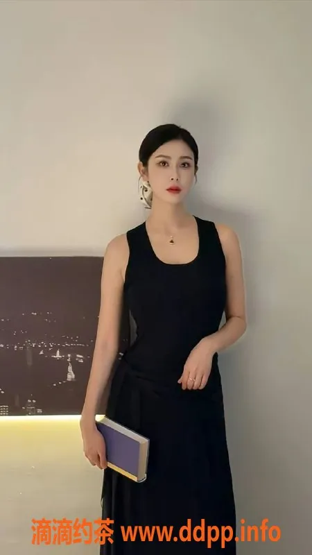 武汉楼凤-武昌高挑气质型乔倪，服务优质8p起