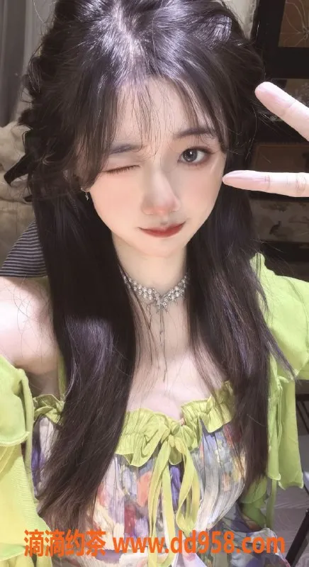 广州楼凤-天河南伊，1300元私密服务体验