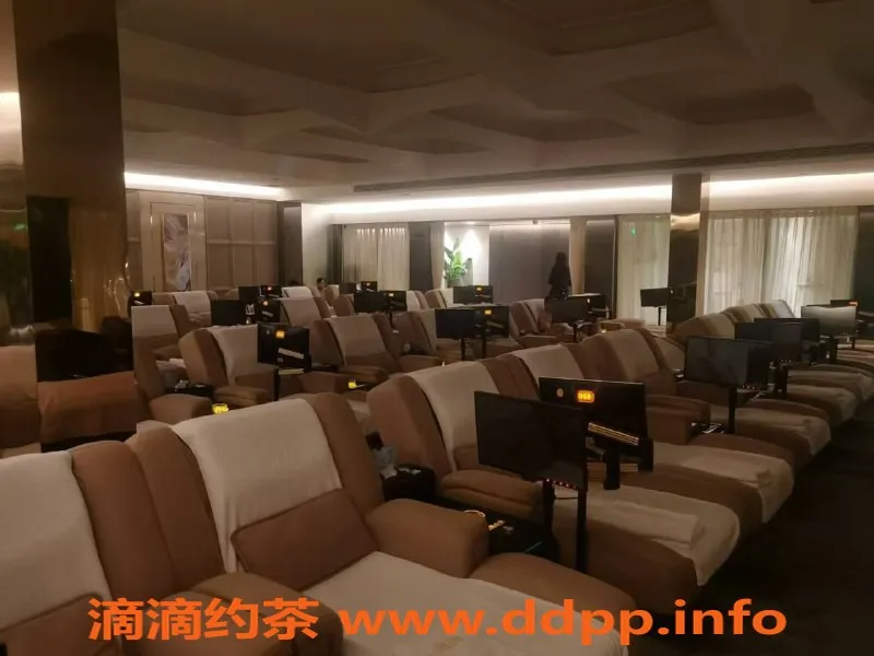 广州spa会所-白云人和高端00后小姐，超值服务任选