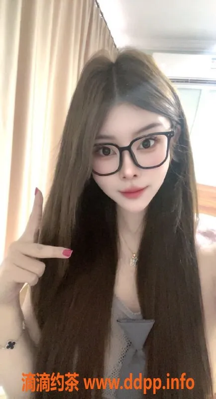 台州楼凤-台州雅雅，23岁166cm，胸围C+，600元起