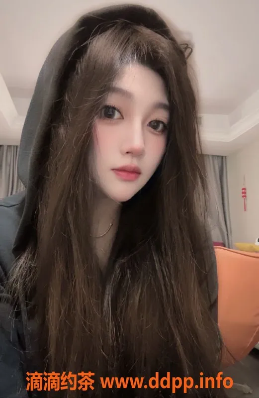 常州楼凤-常州嫩妹墨墨，23岁165cm，800元畅享服务