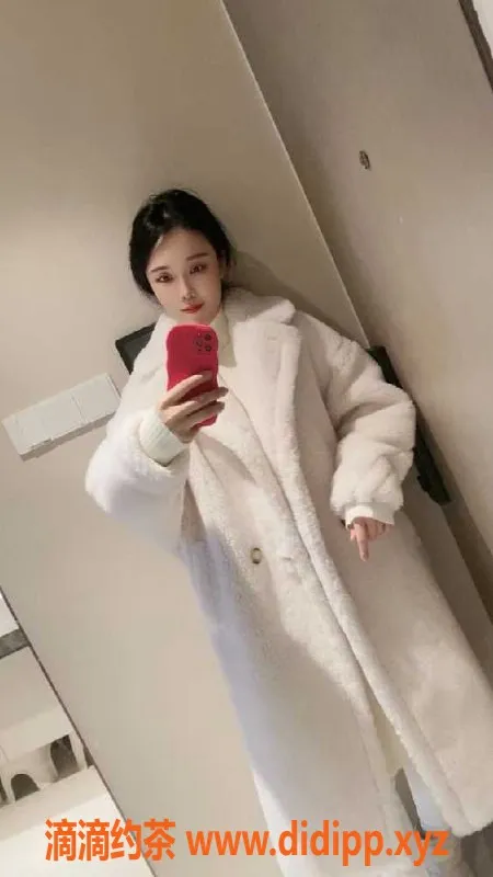 深圳楼凤-罗湖倾城26岁美女，166cm，49kg全套服务800元