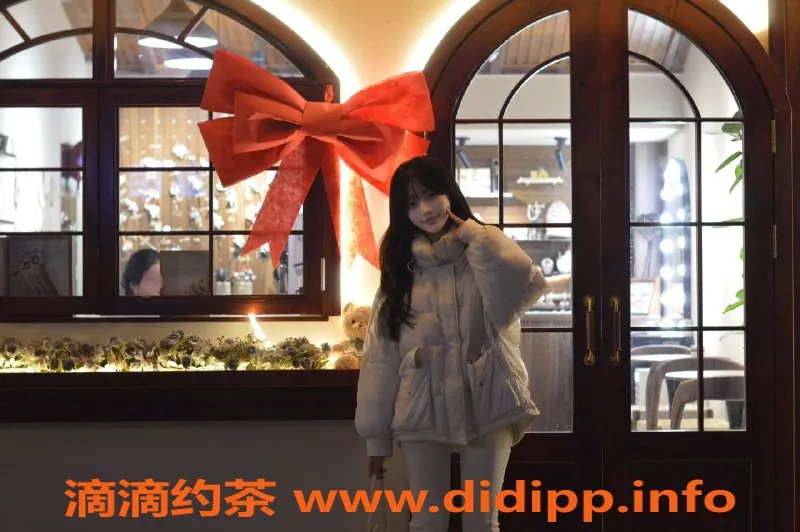 常州楼凤-常州乖乖，19岁C杯，164cm，800元起