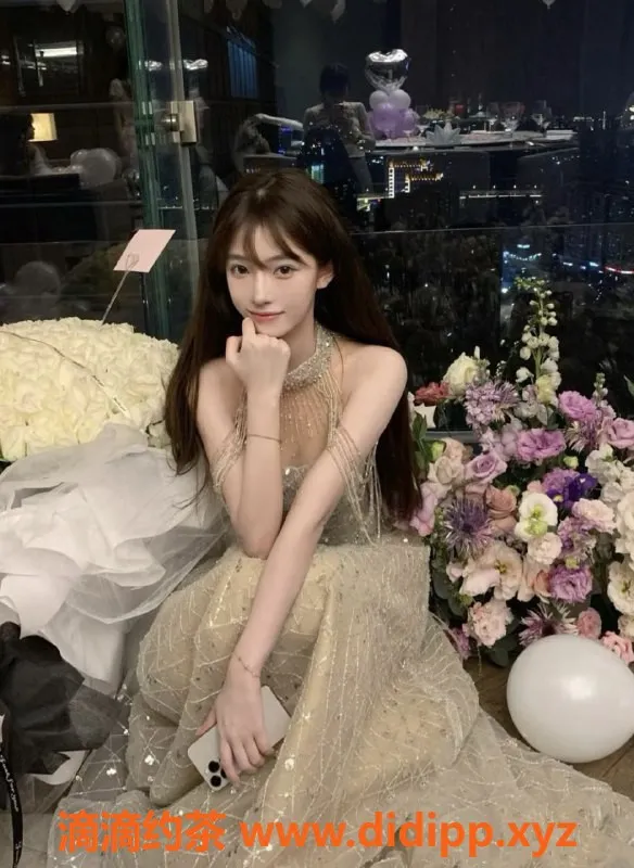 常州楼凤-广州清纯少女，168cm 甜美温柔像小鹿