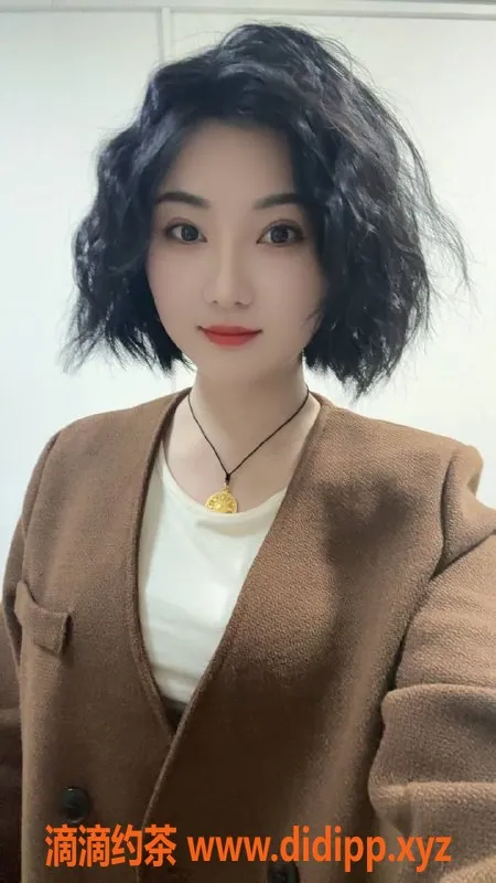 中山楼凤-古镇安琪拉，26岁胸围36B，水费仅600