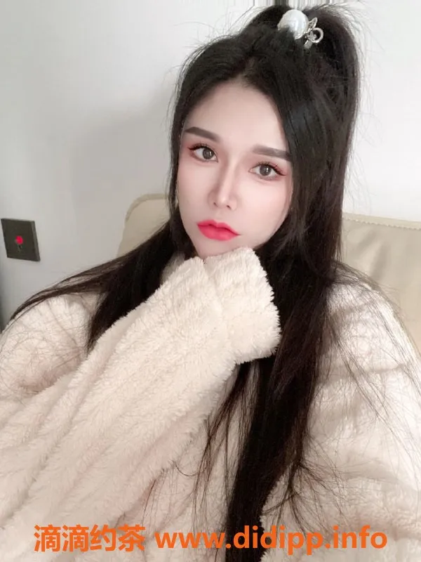 南通楼凤资源信息,崇川区思琪，巨乳服务，700起