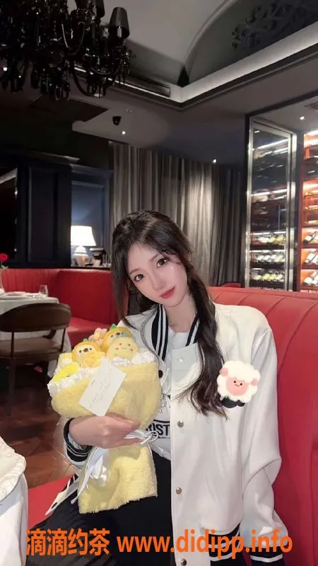 乌鲁木齐楼凤-乌鲁木齐沙兮兮，177高甜美女友，92斤约会体验