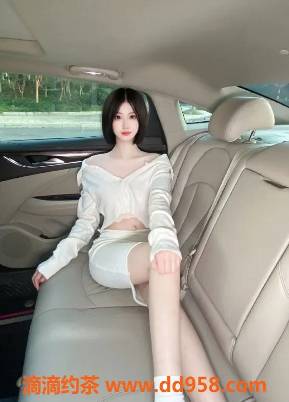 常州楼凤-杭州172C短发女神，清新如山茶花