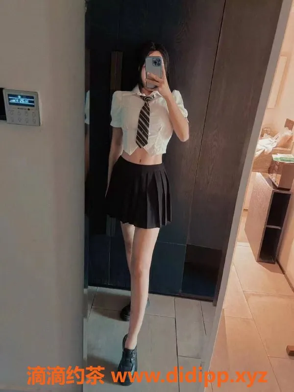 惠州楼凤-惠城区茉莉：22岁，160cm，45kg，价格700p起