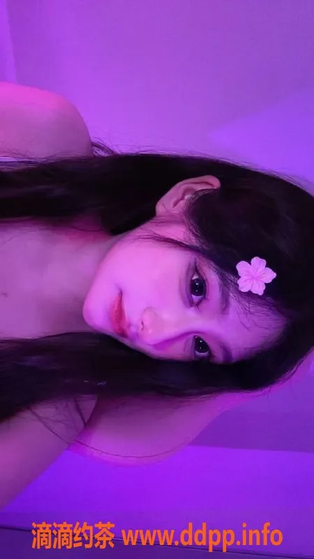 常州楼凤-武进大胸空姐，165cm嫩妹，600元套餐