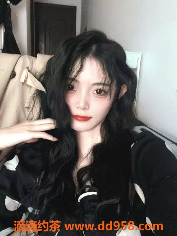 常州楼凤-常州小凤，23岁163高，600P起，无套路服务