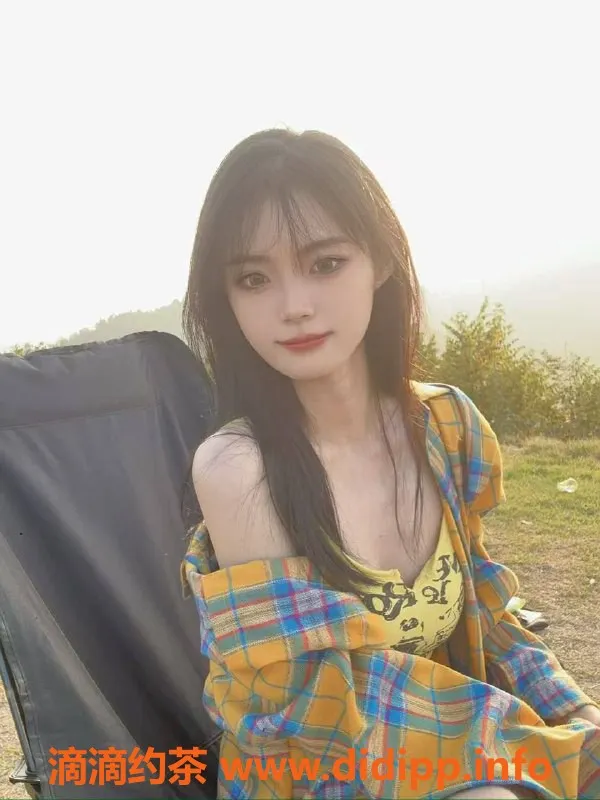 常州楼凤资源信息,常州小凤，23岁163高，600P起，无套路服务