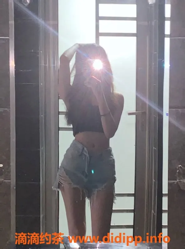 惠州楼凤-惠城菲菲，04年小妖精，36C胸围，800元起