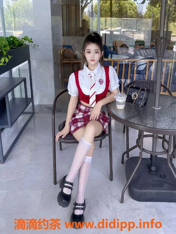 无锡楼凤资源信息,锡山长泰御园高端05学生妹，青春靓丽来袭