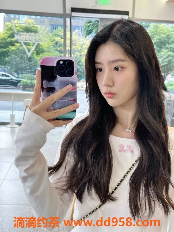 徐州楼凤资源信息,上海极品御姐 C罩杯169身高，学生兼职