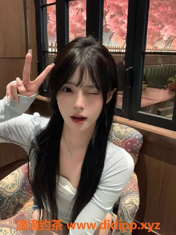 无锡楼凤资源信息,无锡子妍，19岁嫩妹，165cm C杯，1100元起