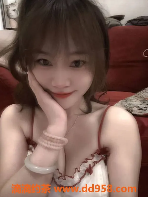 常州楼凤-常州小艾 160cm C罩杯 25岁 600P/1200PP