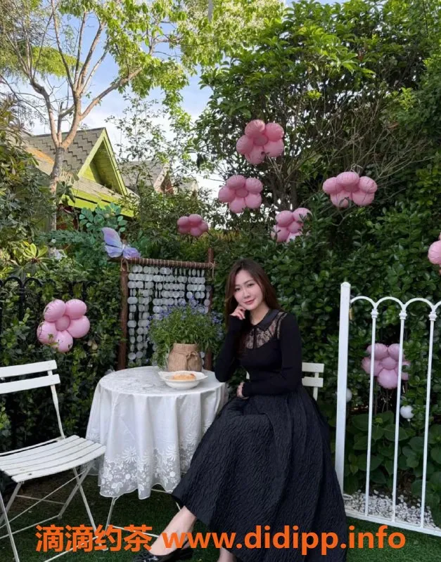 湛江楼凤-湛江青青，28岁，166cm，性感人妻，600元初体验