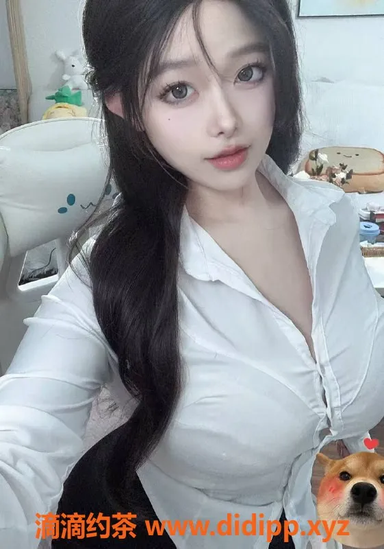 常州楼凤-常州小雅，23岁165cm，胸围C，800元起