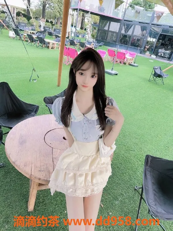 惠州楼凤-江北19岁诗涵，162高C罩杯，700元享服务