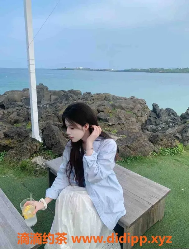 常州上门服务-常州山茶花—170cm甜美D奶学生上门服务