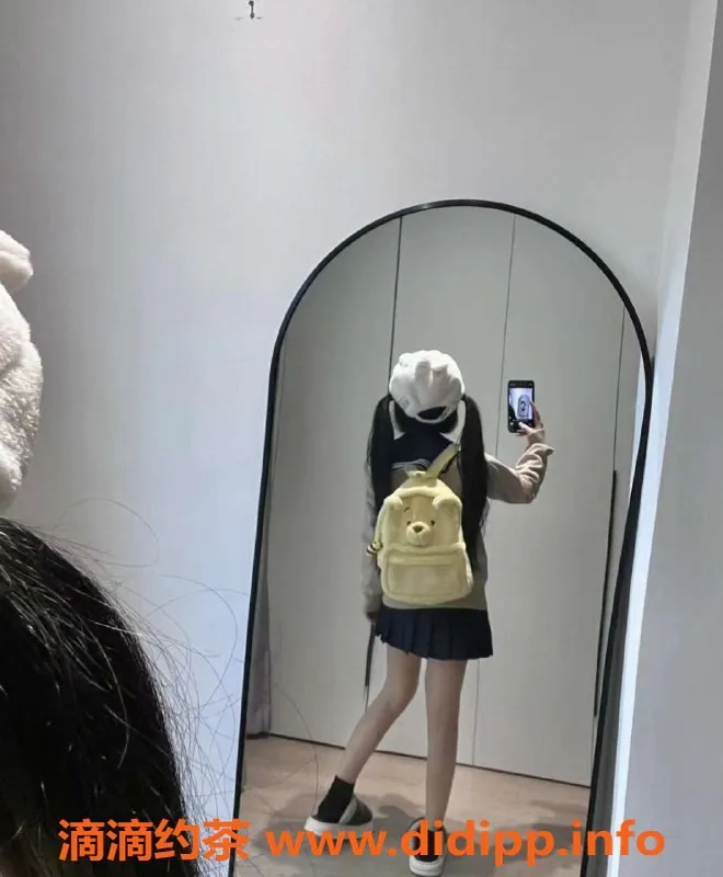 无锡楼凤资源信息,无锡小萝莉，153cm，胸围D，超萌可爱